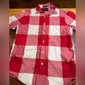 Men’s American Eagle Short Sleeve Button Down Short in Medium